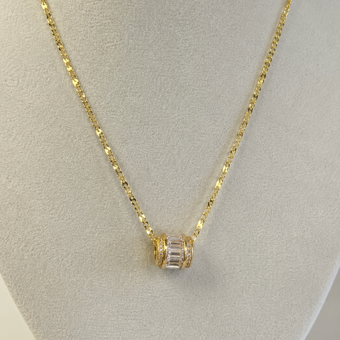 Lumière Crystal Spacer
