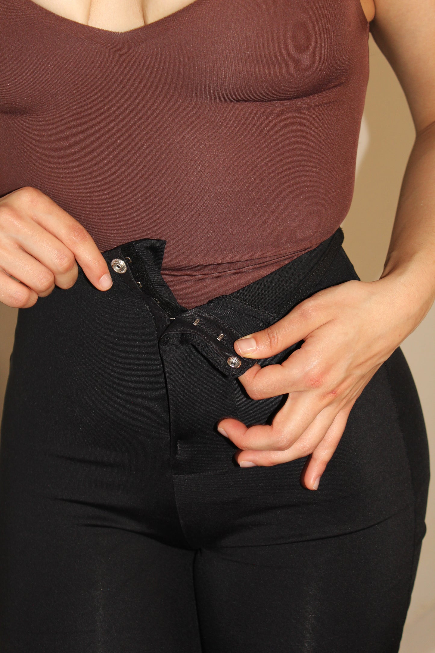 Contour Push Up Pants